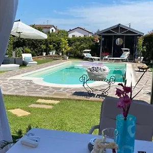 Rossodisera Affittacamere Sarzana